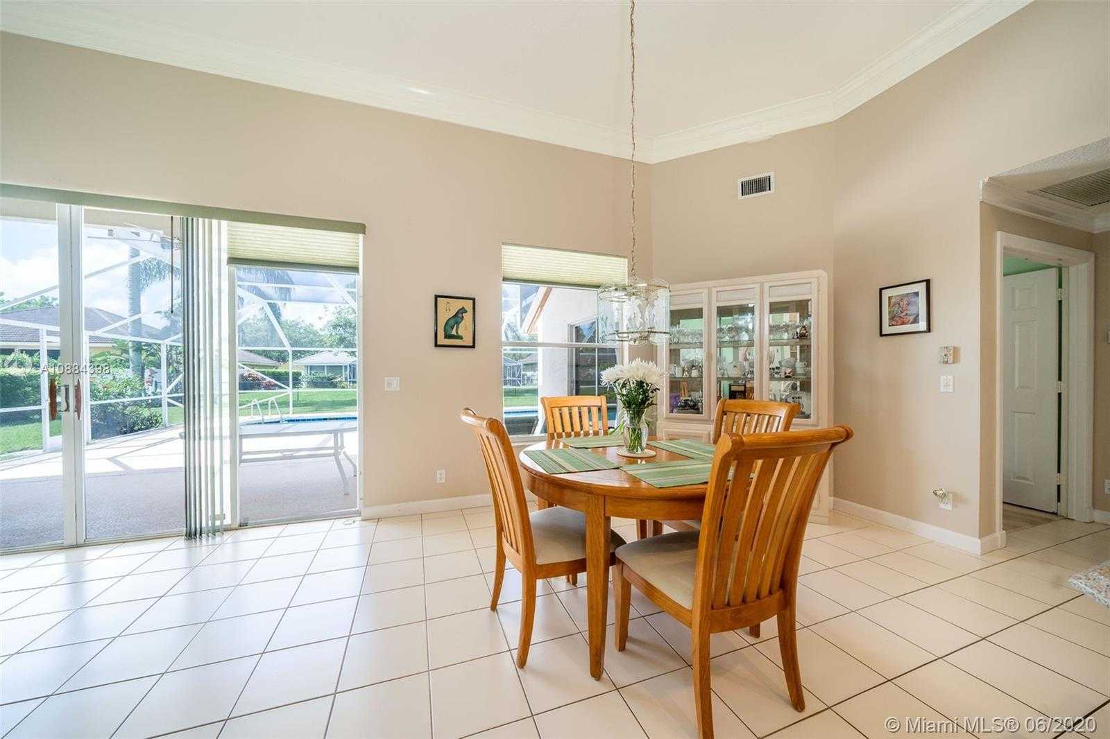 Small Image of 120 STILL LAKE DR, Jupiter Number 17