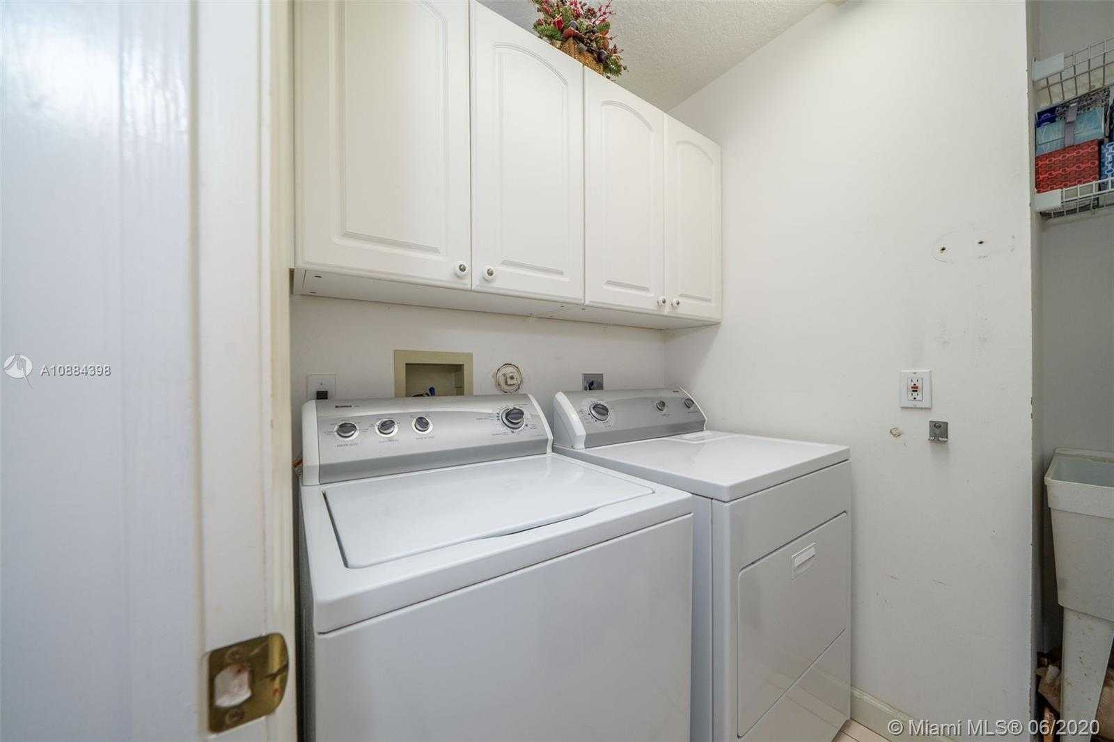 Small Image of 120 STILL LAKE DR, Jupiter Number 26