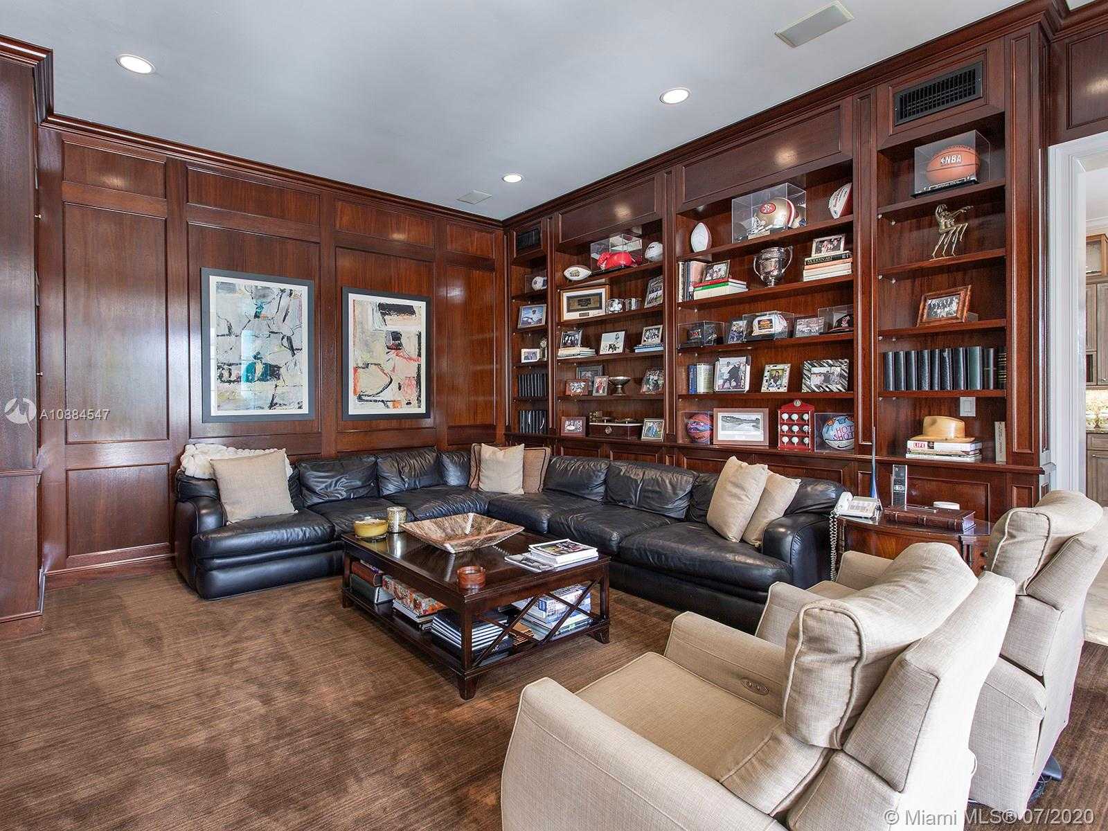 Small Image of 535 CASUARINA CONCOURSE, Coral Gables Number 10