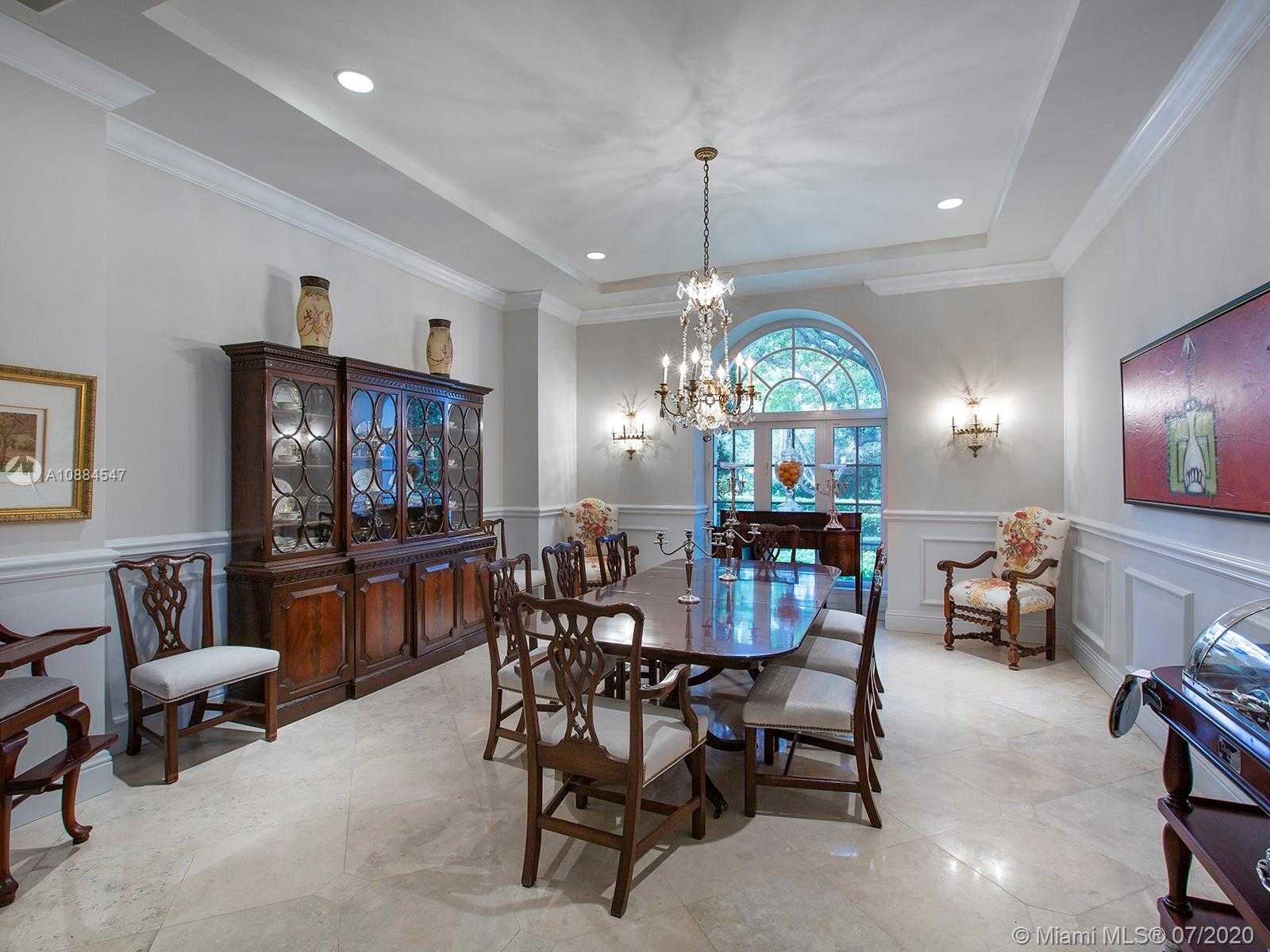 Small Image of 535 CASUARINA CONCOURSE, Coral Gables Number 13