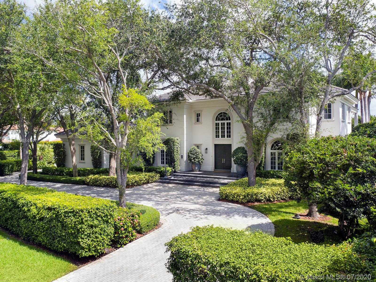 Small Image of 535 CASUARINA CONCOURSE, Coral Gables Number 2