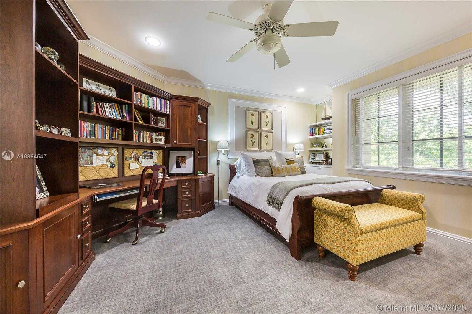 Small Image of 535 CASUARINA CONCOURSE, Coral Gables Number 26
