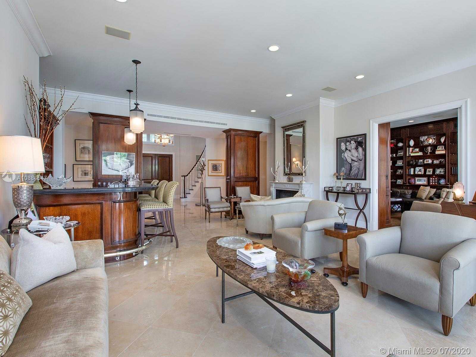 Small Image of 535 CASUARINA CONCOURSE, Coral Gables Number 6