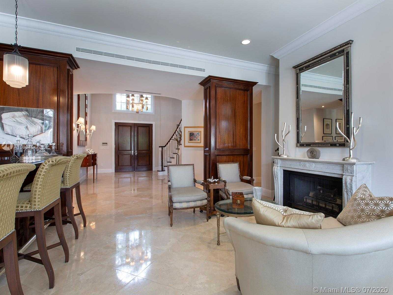 Small Image of 535 CASUARINA CONCOURSE, Coral Gables Number 8