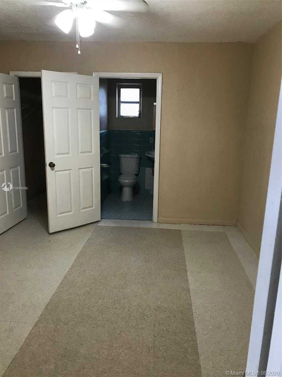 Small Image of 1480 NORTH WEST 32ND AVE, Lauderhill Number 18
