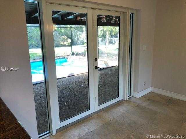 Small Image of 7655 SOUTH WEST 141ST ST, Palmetto Bay Number 14