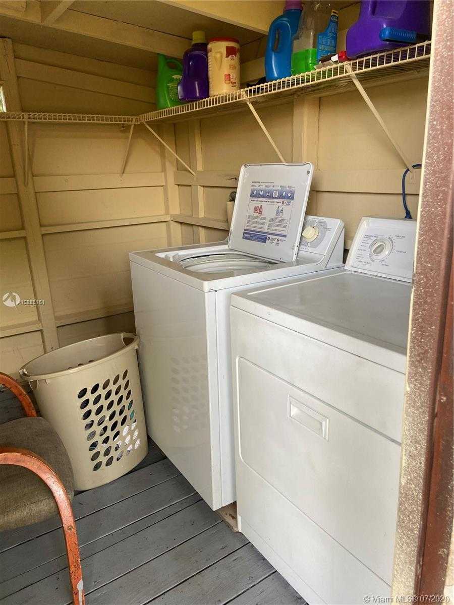 Small Image of 2274 NORTH WEST 93RD ST, Miami Number 11