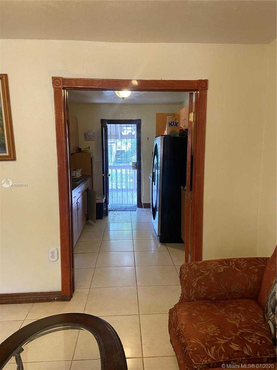 Small Image of 2274 NORTH WEST 93RD ST, Miami Number 3