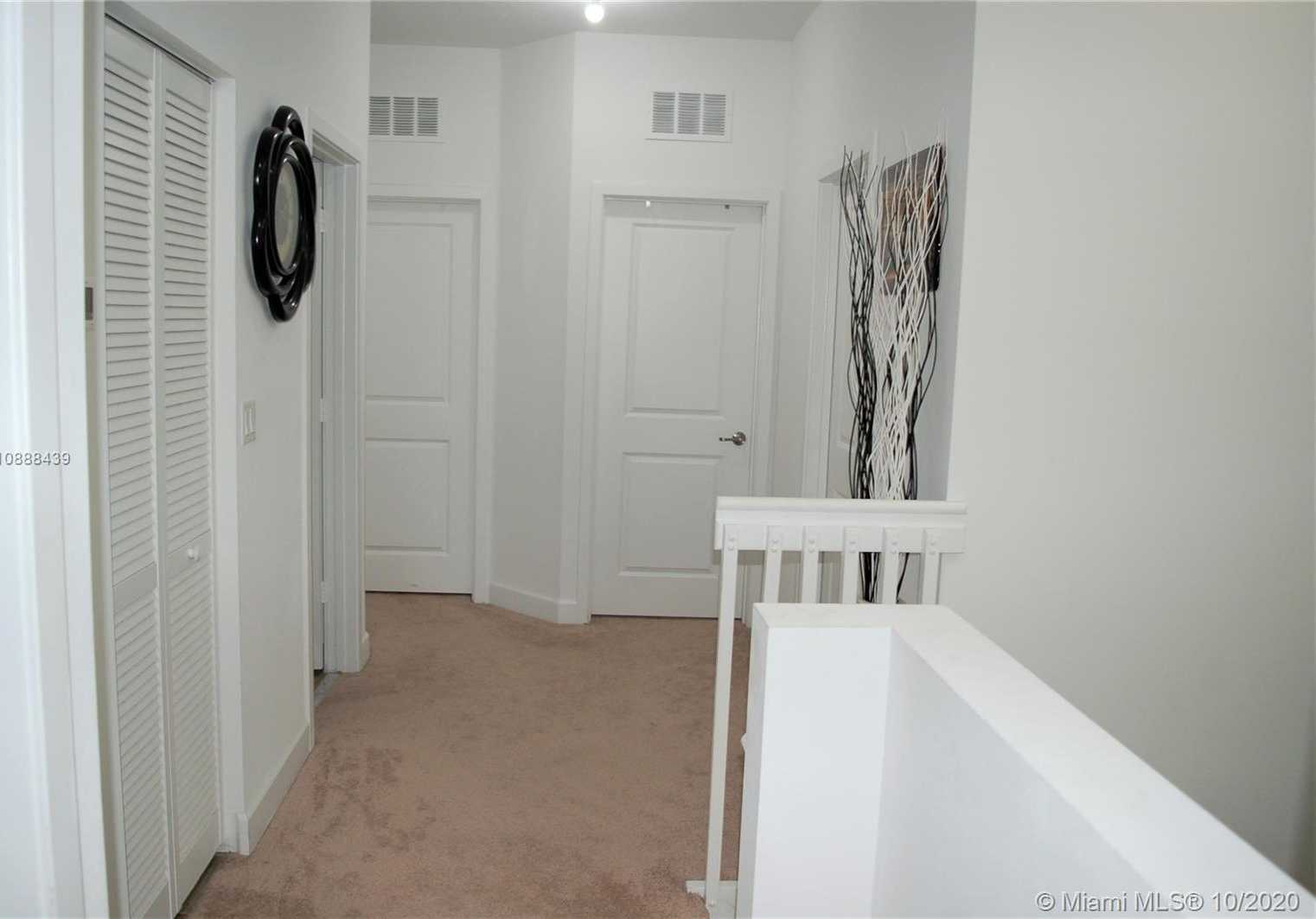 Small Image of 4739 NORTH WEST 48TH TER, Tamarac Number 36