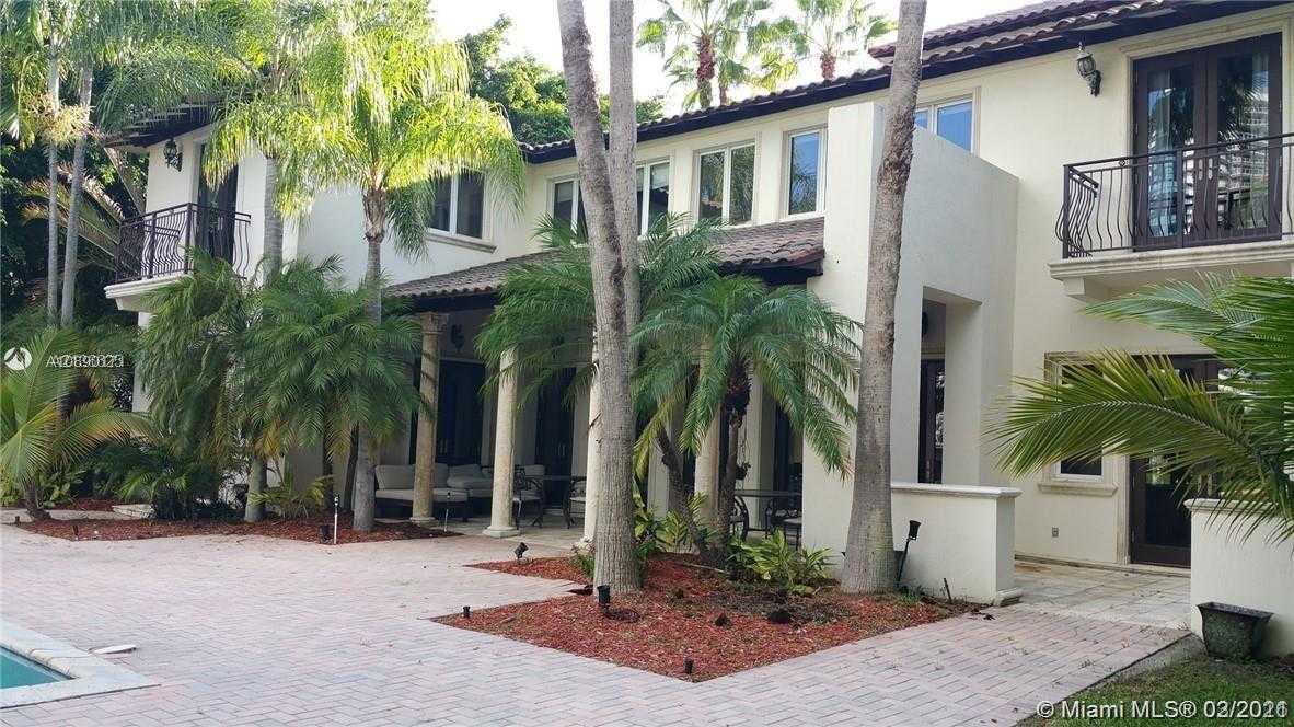 Small Image of 6325 ALLISON RD, Miami Beach Number 5