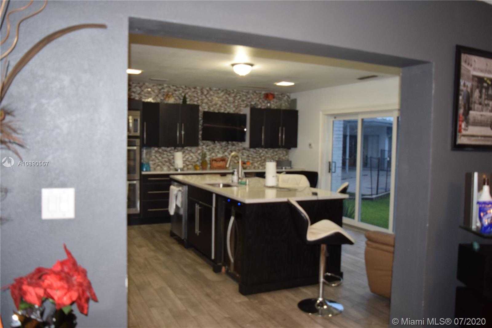 Small Image of 6205 ORCHARD TREE LN, Tamarac Number 53