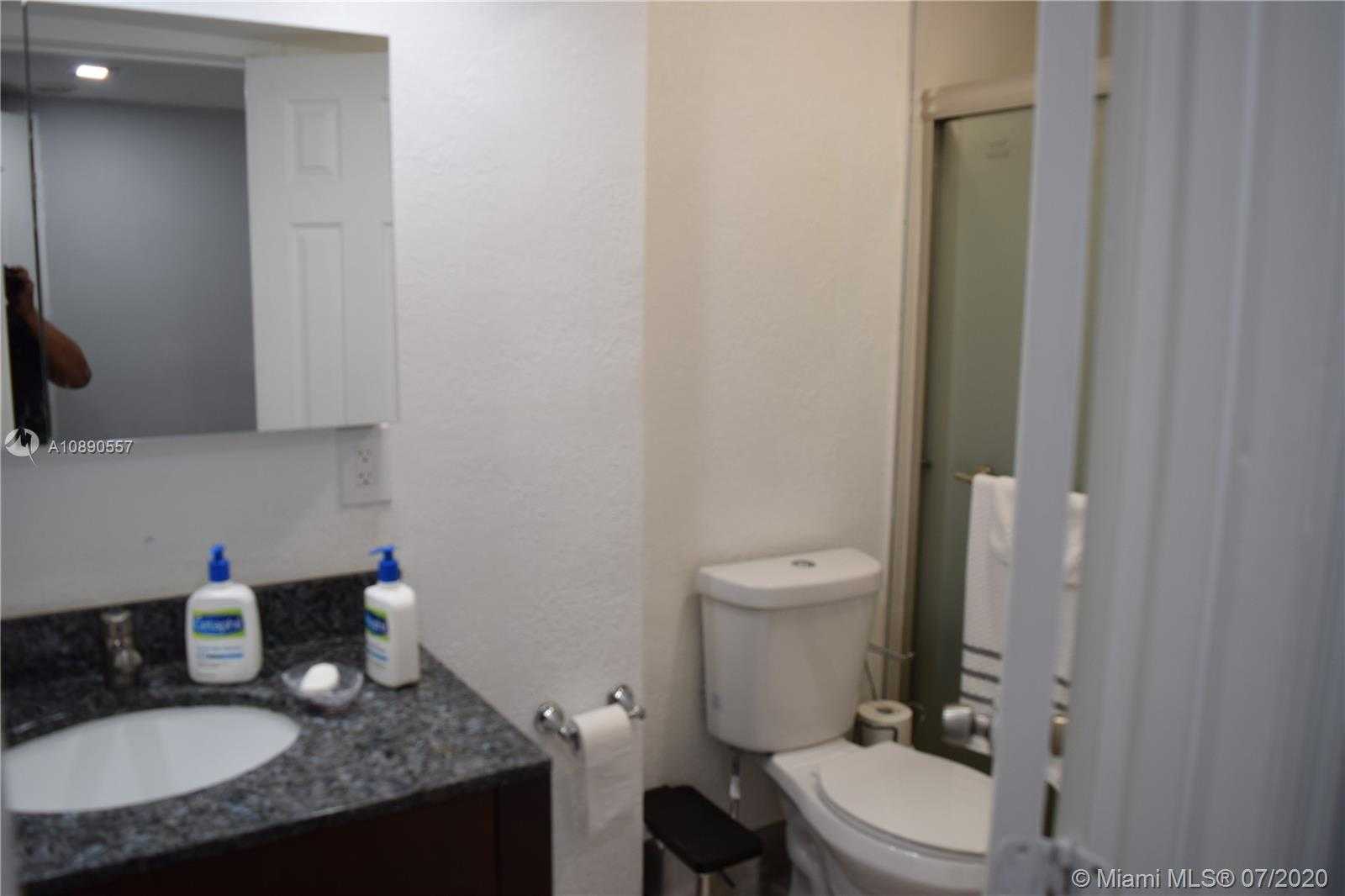 Small Image of 6205 ORCHARD TREE LN, Tamarac Number 61