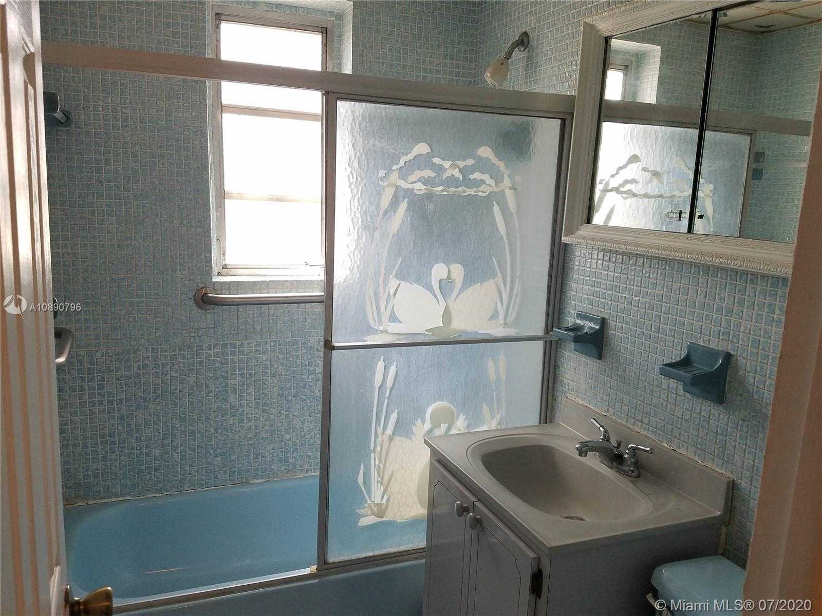 Small Image of 170 SOUTH WEST 63RD CT, Miami Number 19