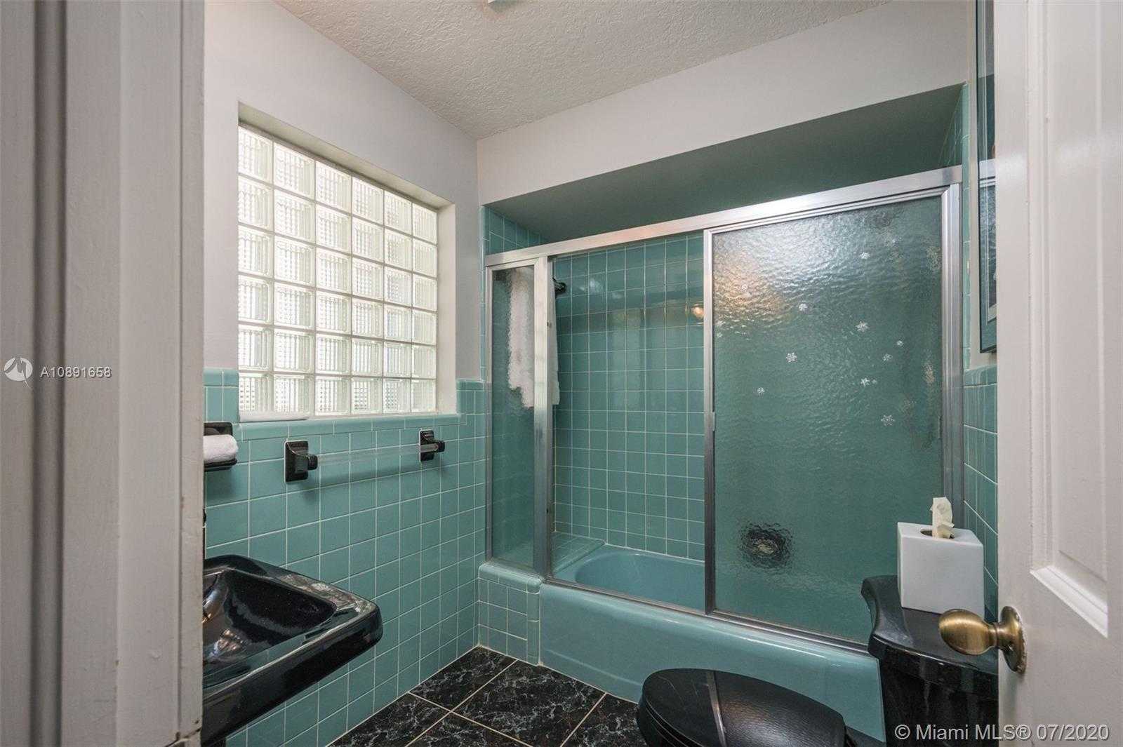 Small Image of 720 NORTH EAST 28TH AVE, Pompano Beach Number 17