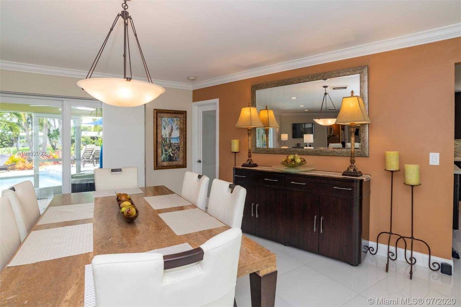 Small Image of 2319 NORTH EAST 15TH TER, Wilton Manors Number 35