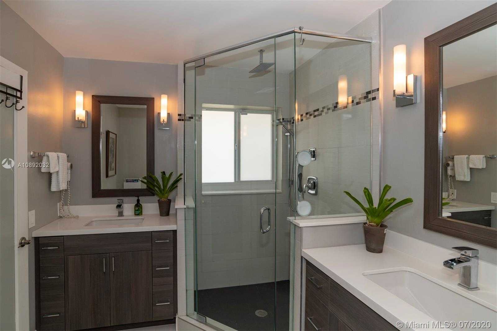 Small Image of 2319 NORTH EAST 15TH TER, Wilton Manors Number 45