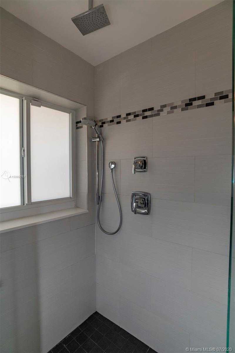 Small Image of 2319 NORTH EAST 15TH TER, Wilton Manors Number 52