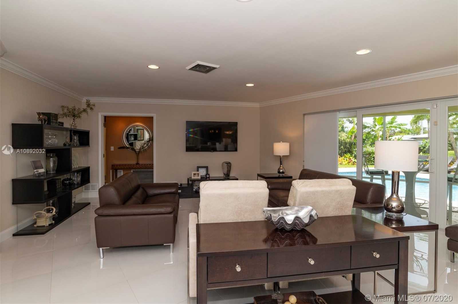 Small Image of 2319 NORTH EAST 15TH TER, Wilton Manors Number 62