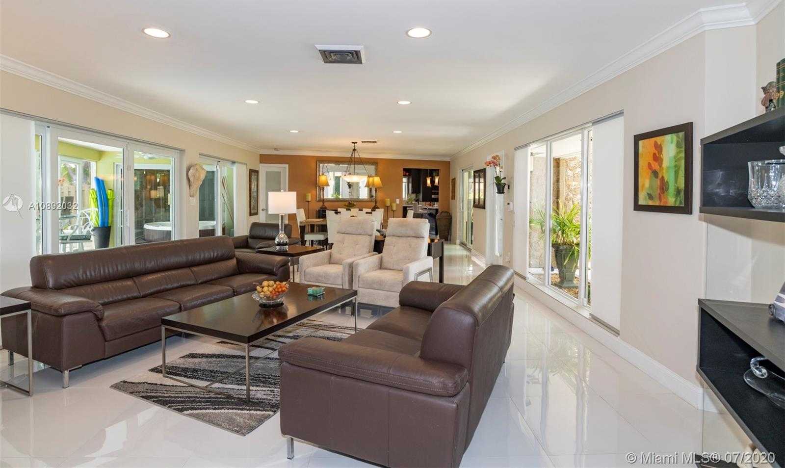 Small Image of 2319 NORTH EAST 15TH TER, Wilton Manors Number 63
