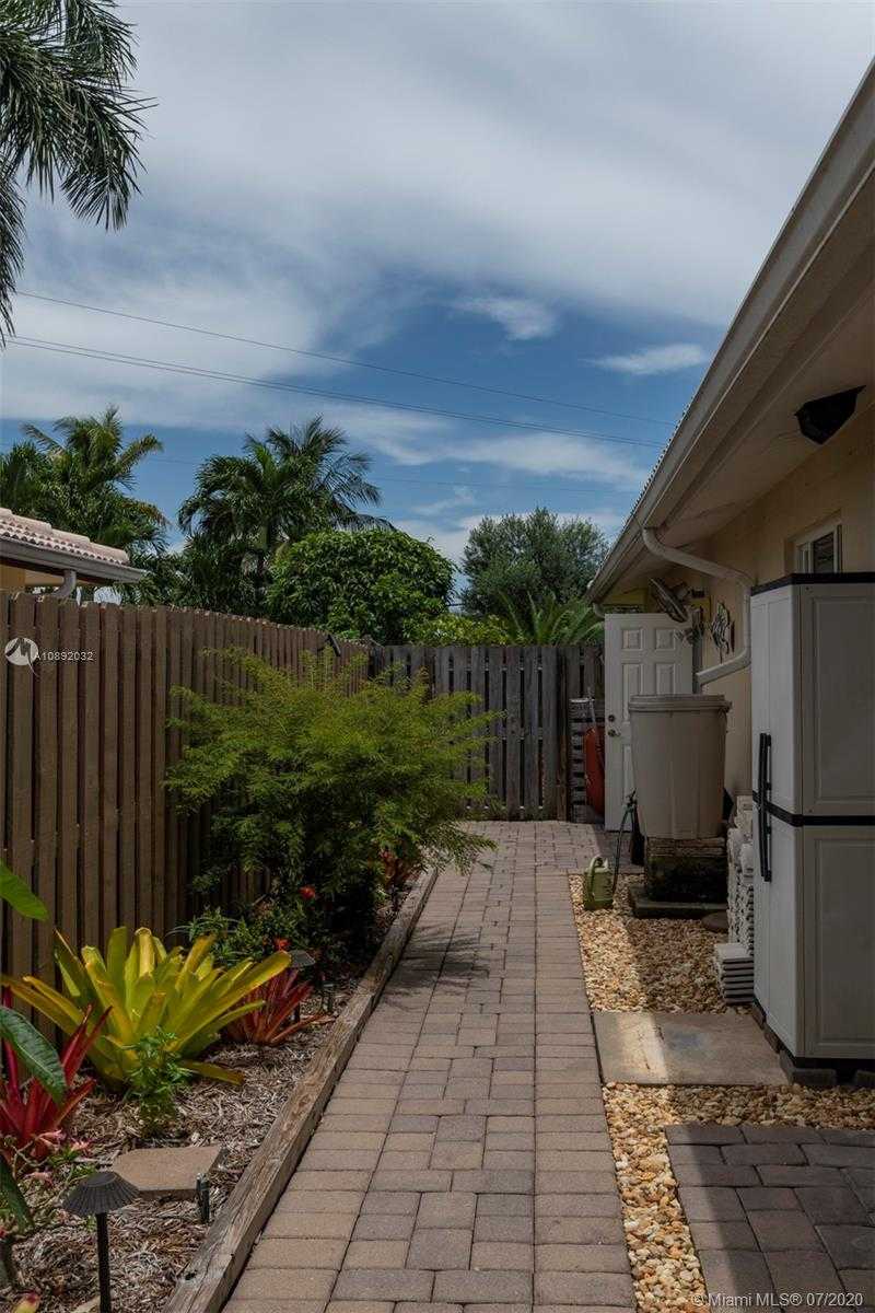 Small Image of 2319 NORTH EAST 15TH TER, Wilton Manors Number 73