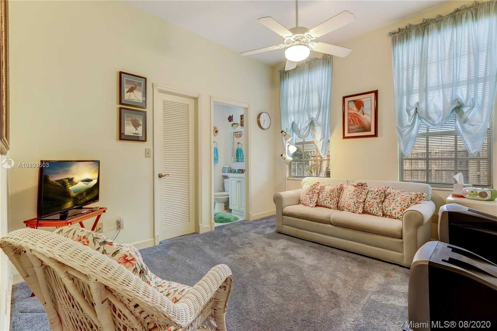 Small Image of 13625 SOUTH WEST 111TH CT, Miami Number 17