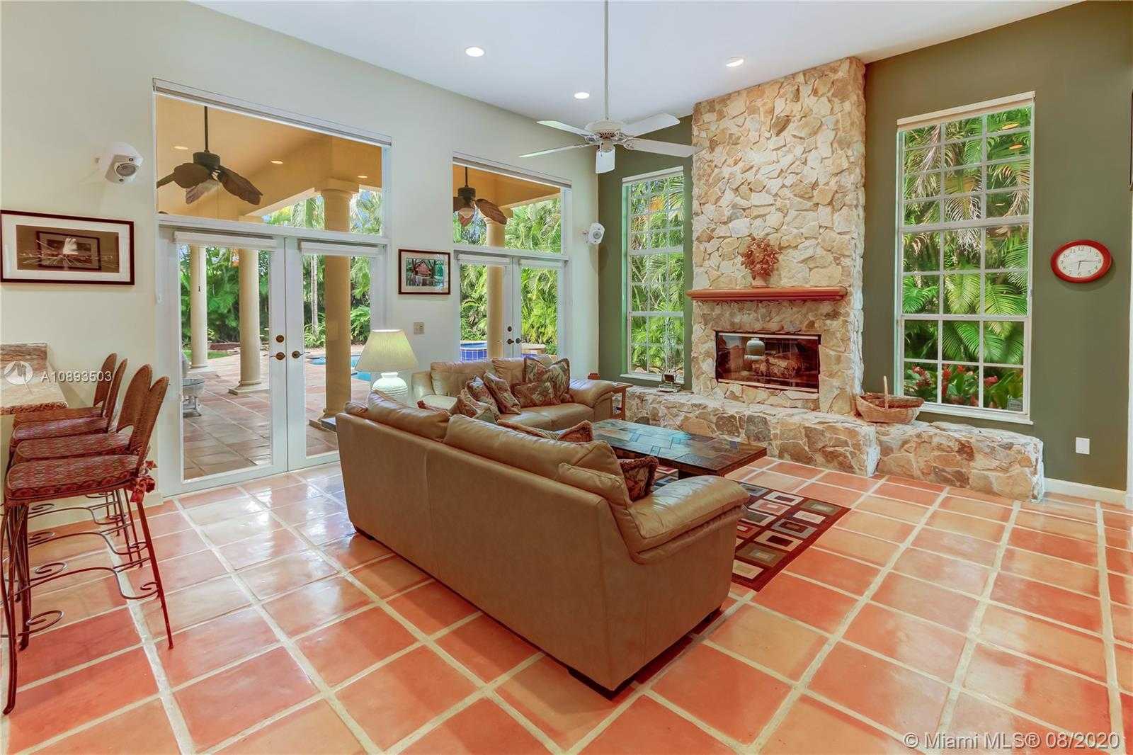 Small Image of 13625 SOUTH WEST 111TH CT, Miami Number 8