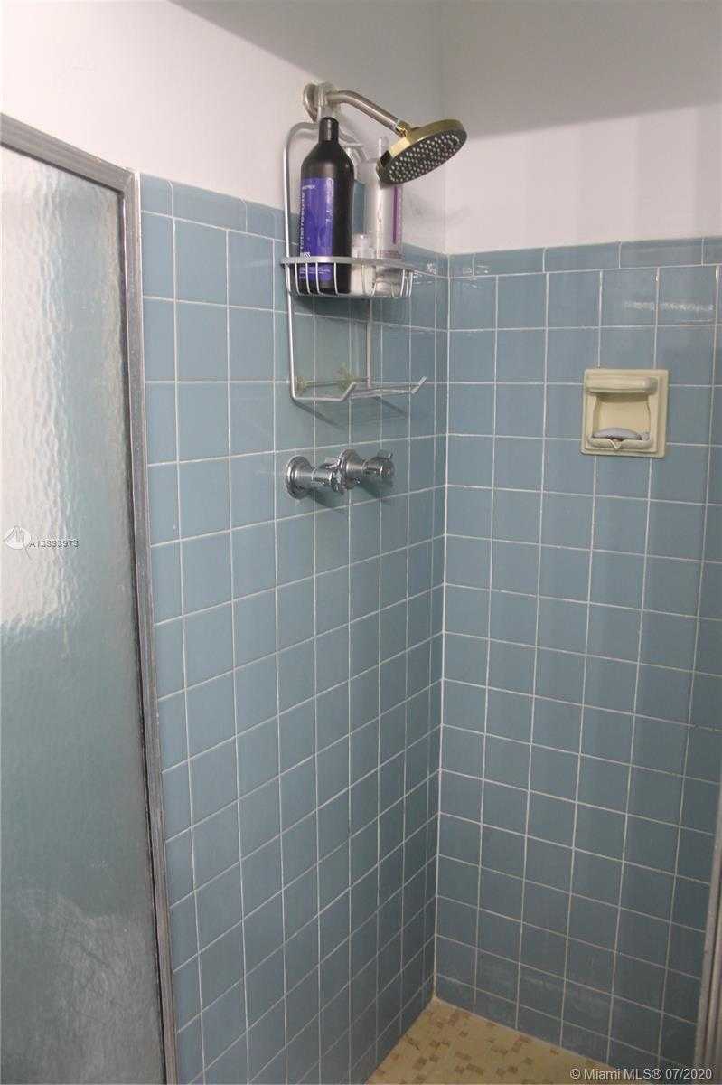 Small Image of 601 NORTH EAST 117TH ST, Biscayne Park Number 28