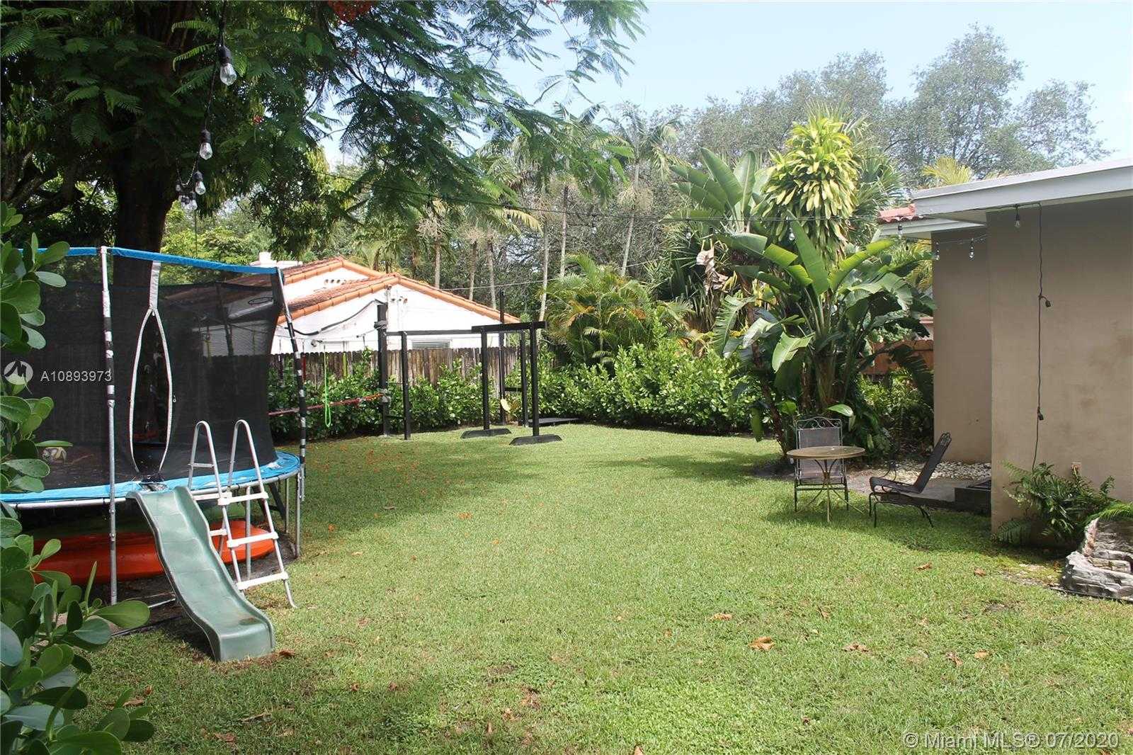 Small Image of 601 NORTH EAST 117TH ST, Biscayne Park Number 47