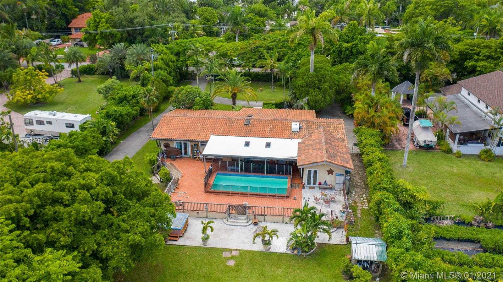 Small Image of 12125 SOUTH WEST 43RD ST, Miami Number 31