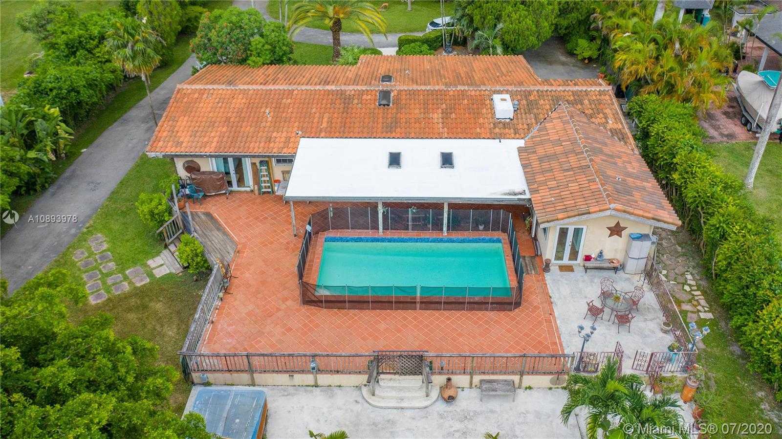 Small Image of 12125 SOUTH WEST 43RD ST, Miami Number 33