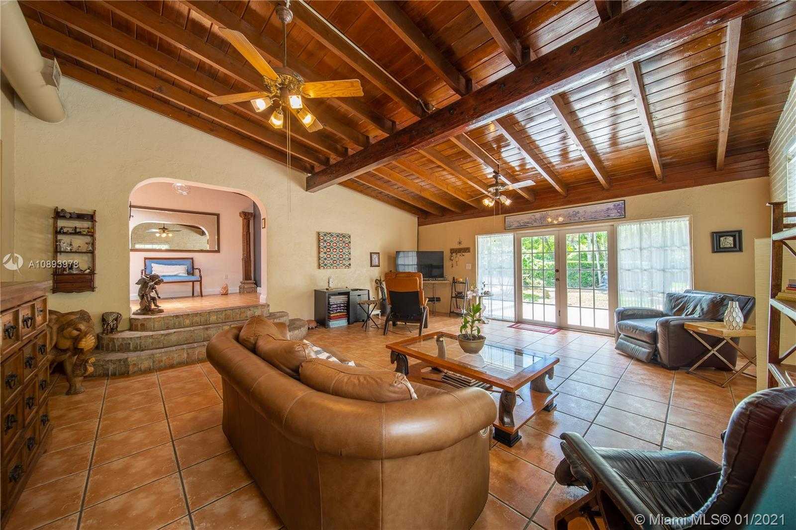 Small Image of 12125 SOUTH WEST 43RD ST, Miami Number 5
