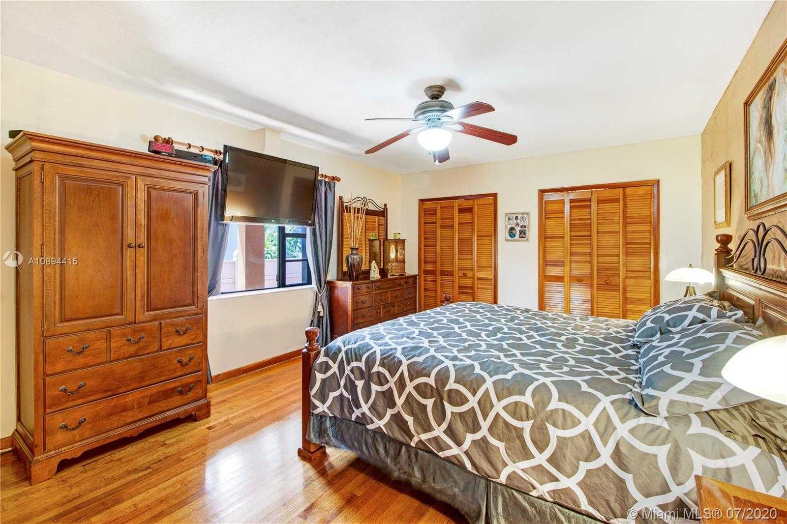 Small Image of 6520 SOUTH WEST 25TH ST, Miami Number 8