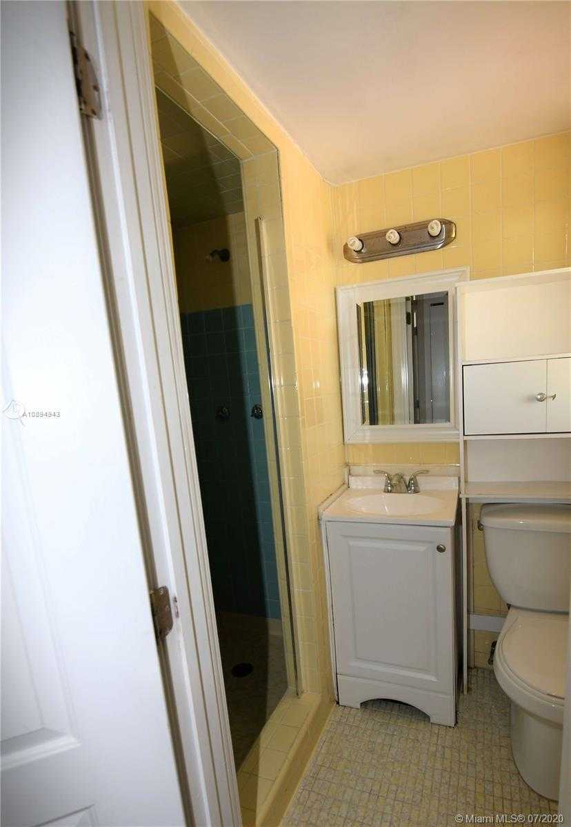 Small Image of 10950 SOUTH WEST 32ND ST, Miami Number 19
