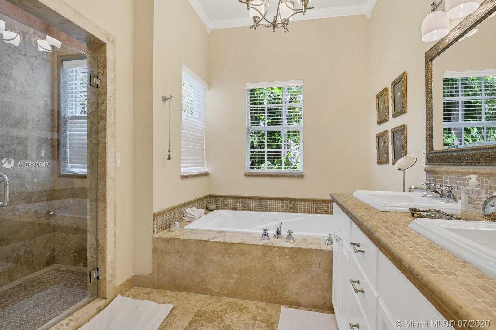Small Image of 5911 MALL, Coral Gables Number 36