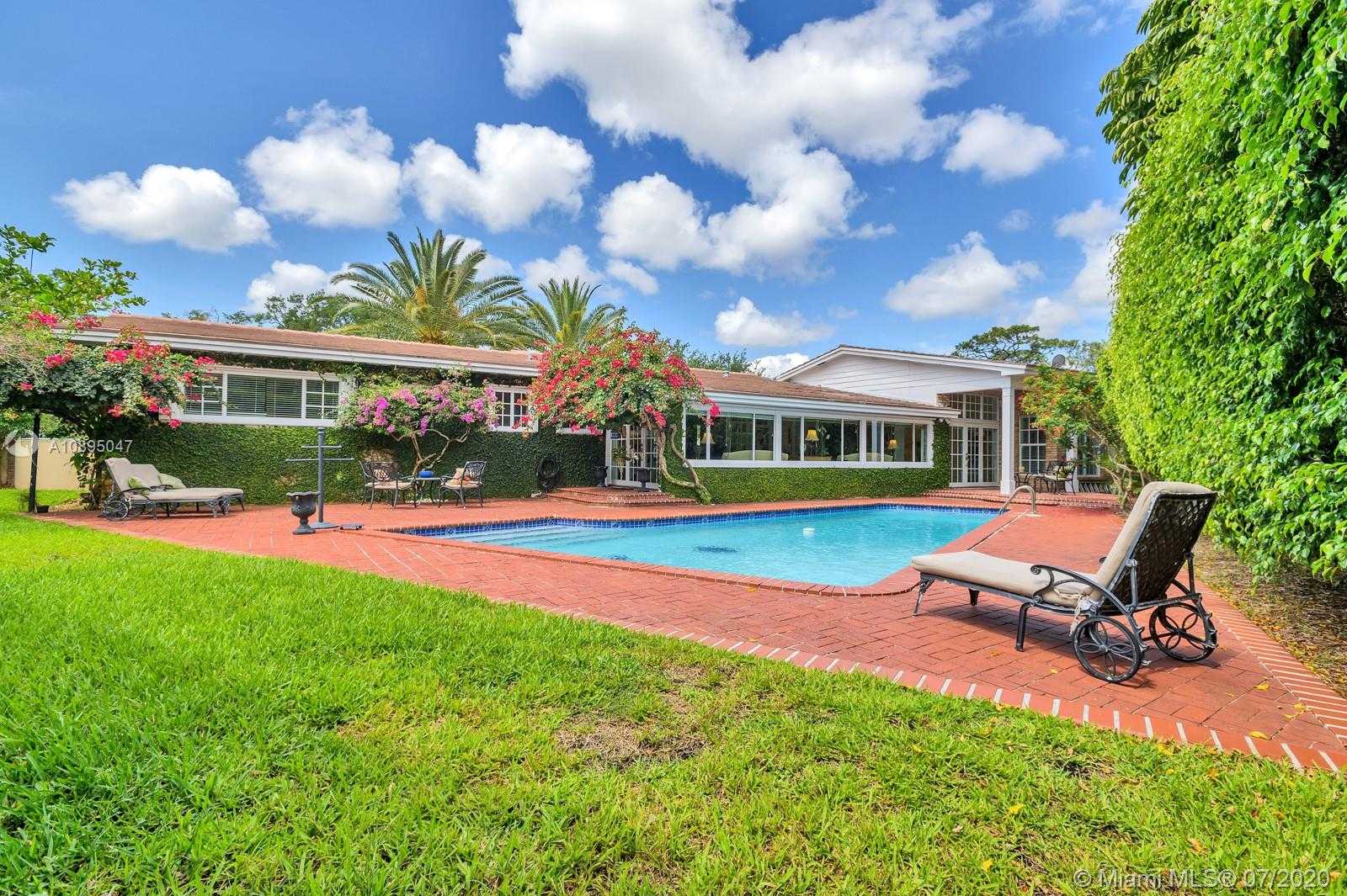 Small Image of 5911 MALL, Coral Gables Number 38