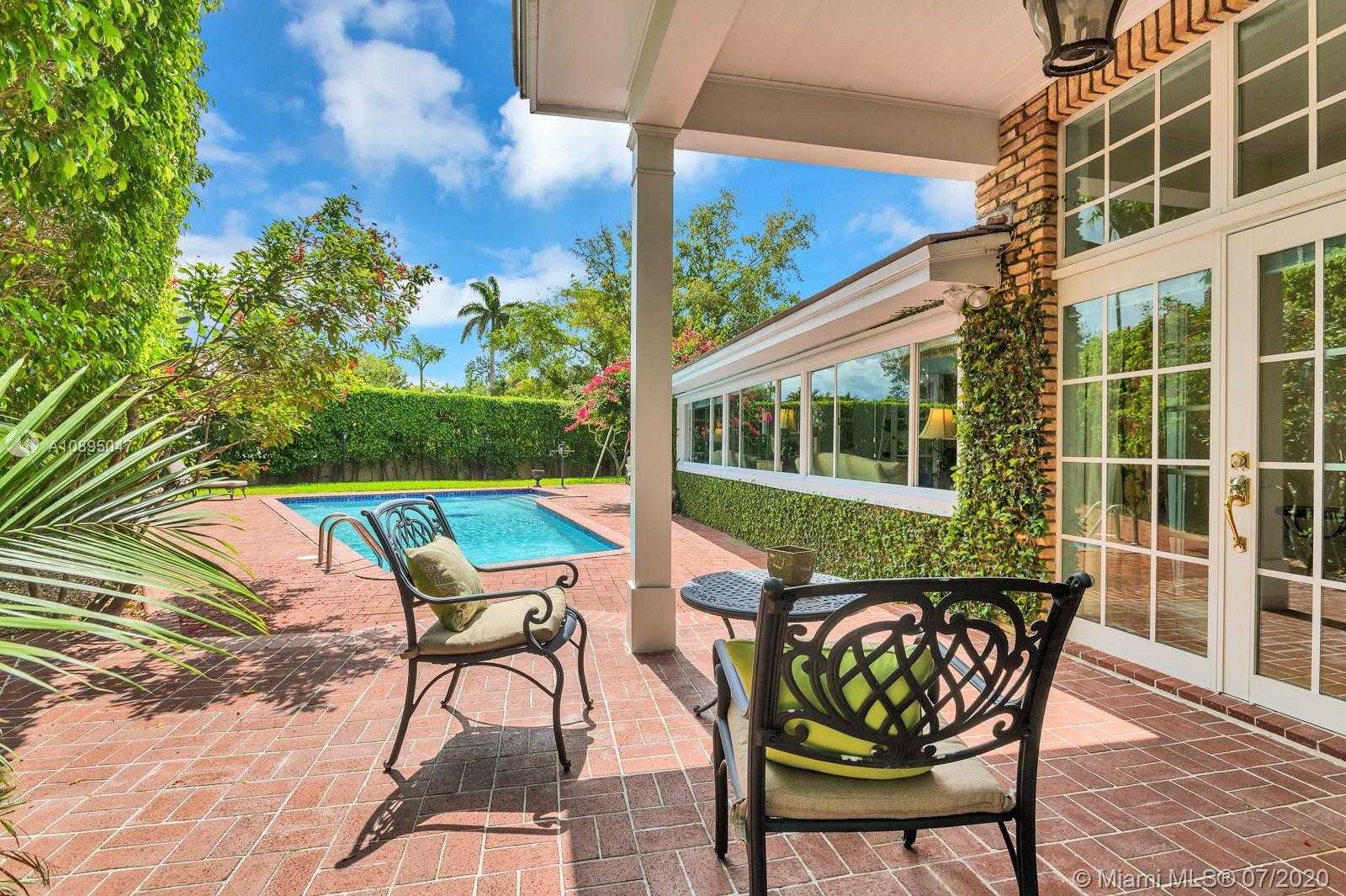 Small Image of 5911 MALL, Coral Gables Number 57