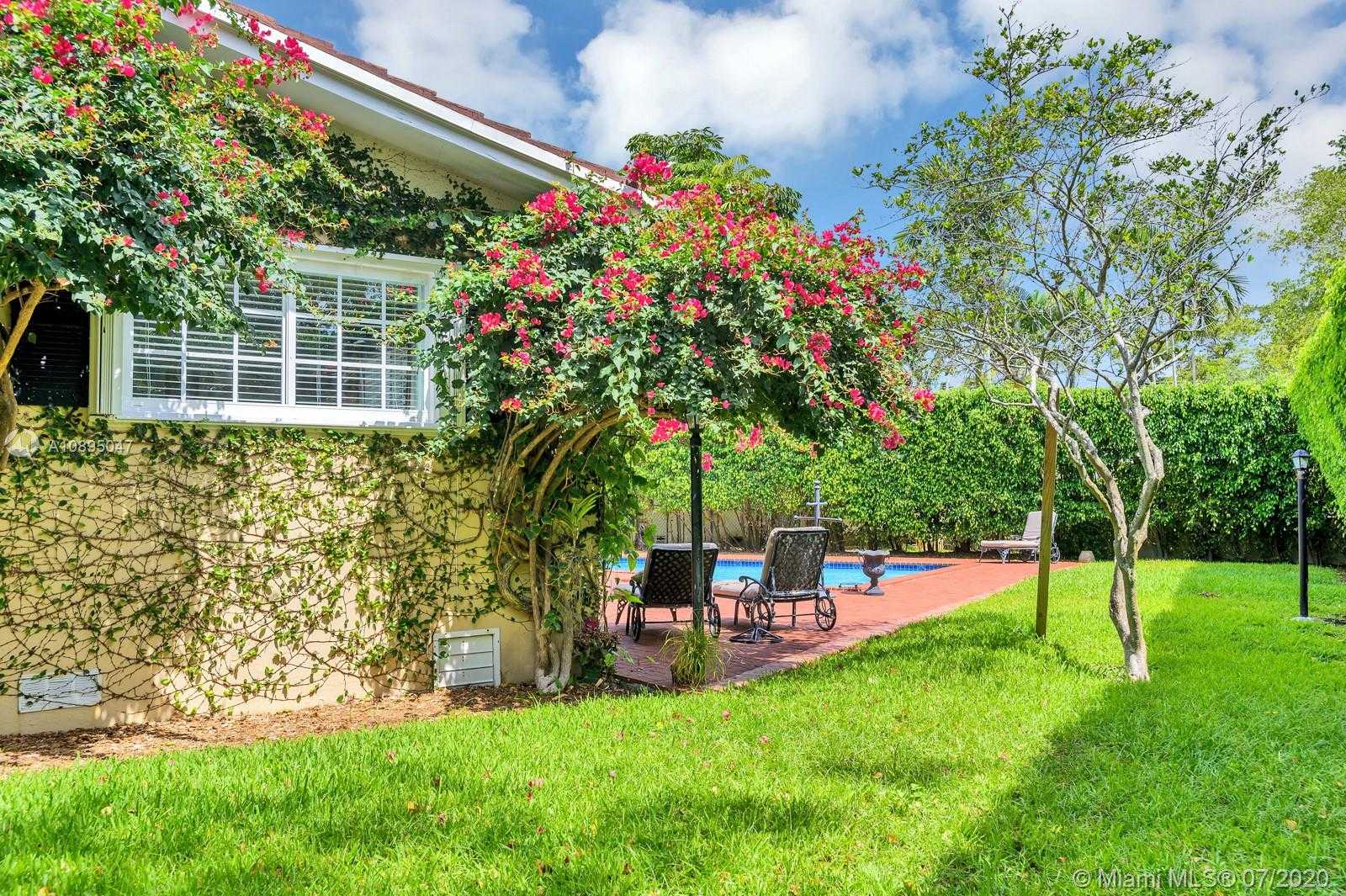 Small Image of 5911 MALL, Coral Gables Number 59