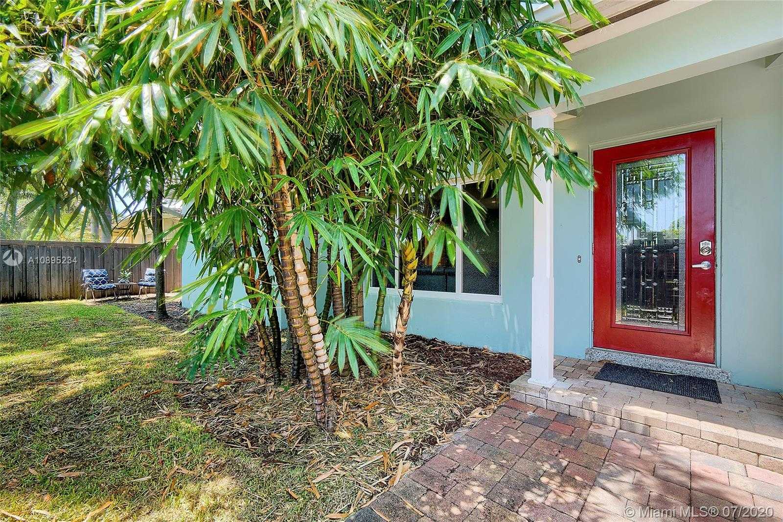 Small Image of 815 NORTH EAST 19TH TER, Fort Lauderdale Number 3