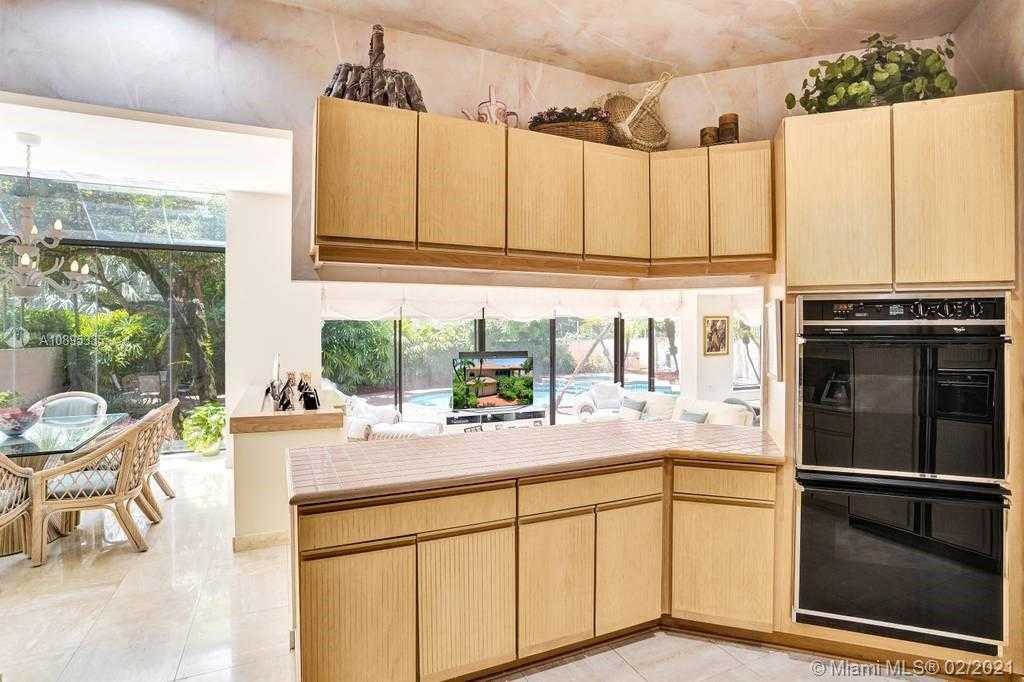 Small Image of 19924 NORTH EAST 19TH PL, Miami Number 24