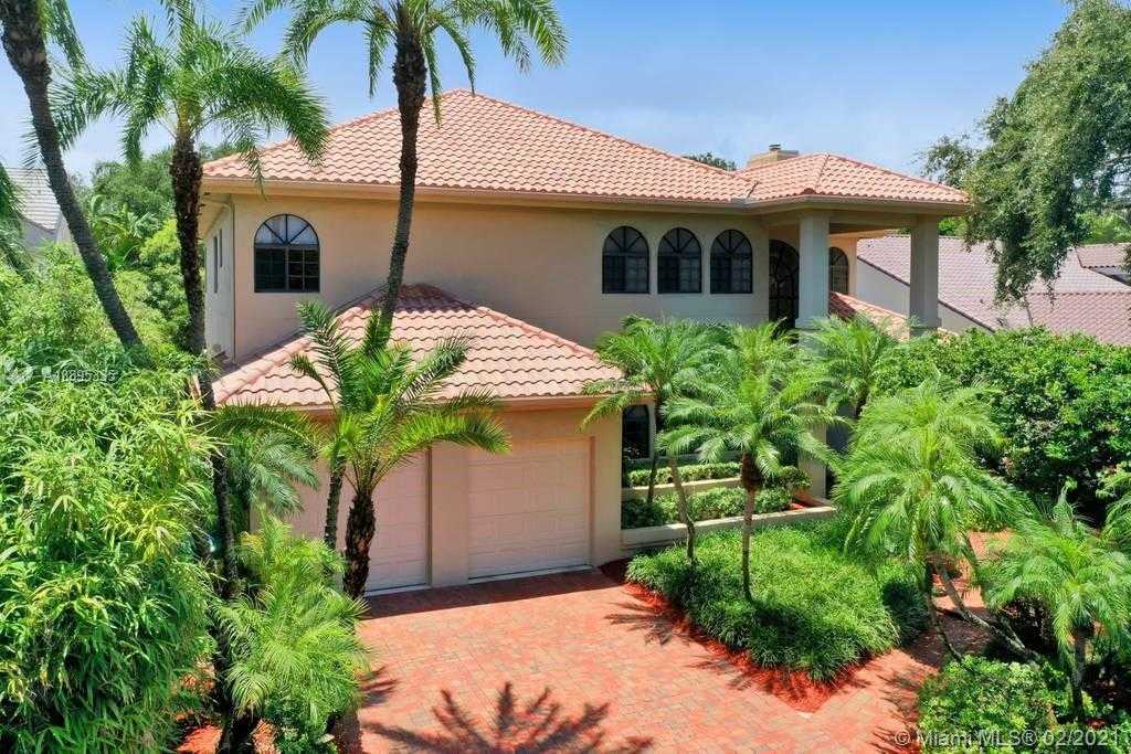 Small Image of 19924 NORTH EAST 19TH PL, Miami Number 4