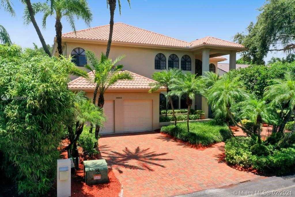 Small Image of 19924 NORTH EAST 19TH PL, Miami Number 5