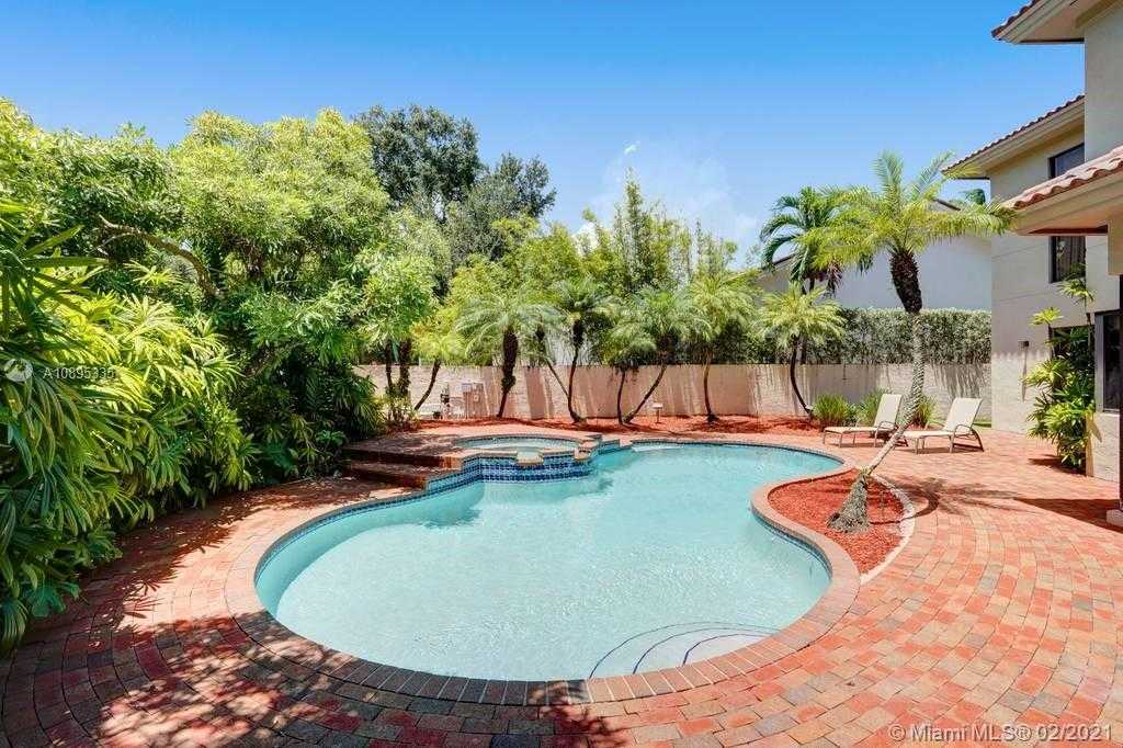 Small Image of 19924 NORTH EAST 19TH PL, Miami Number 52