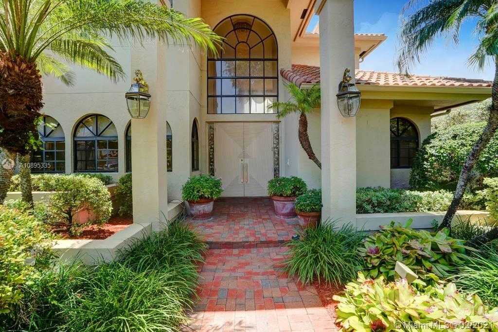 Small Image of 19924 NORTH EAST 19TH PL, Miami Number 8