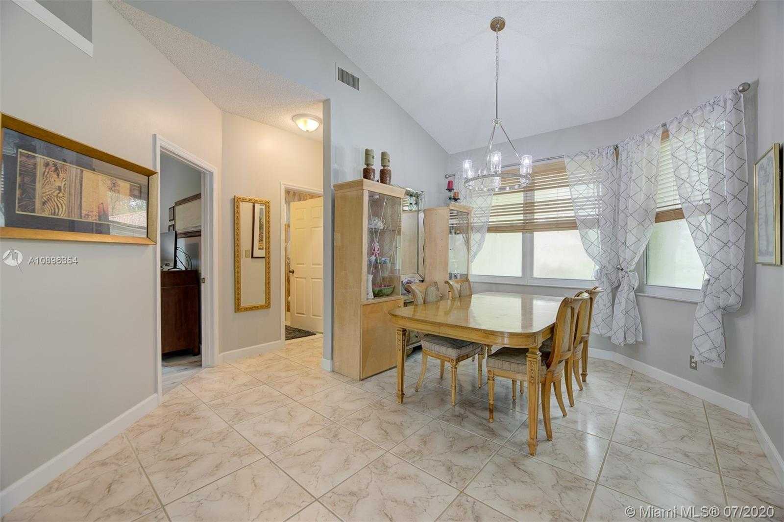 Small Image of 10680 LONDON ST, Cooper City Number 14