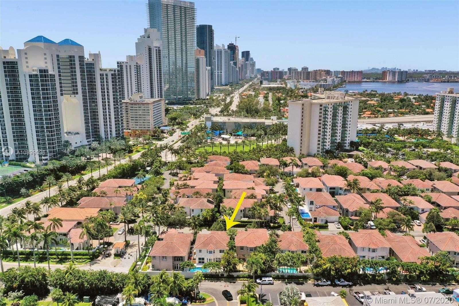 Small Image of 4019 NORTH EAST 194TH TRL, Sunny Isles Beach Number 10