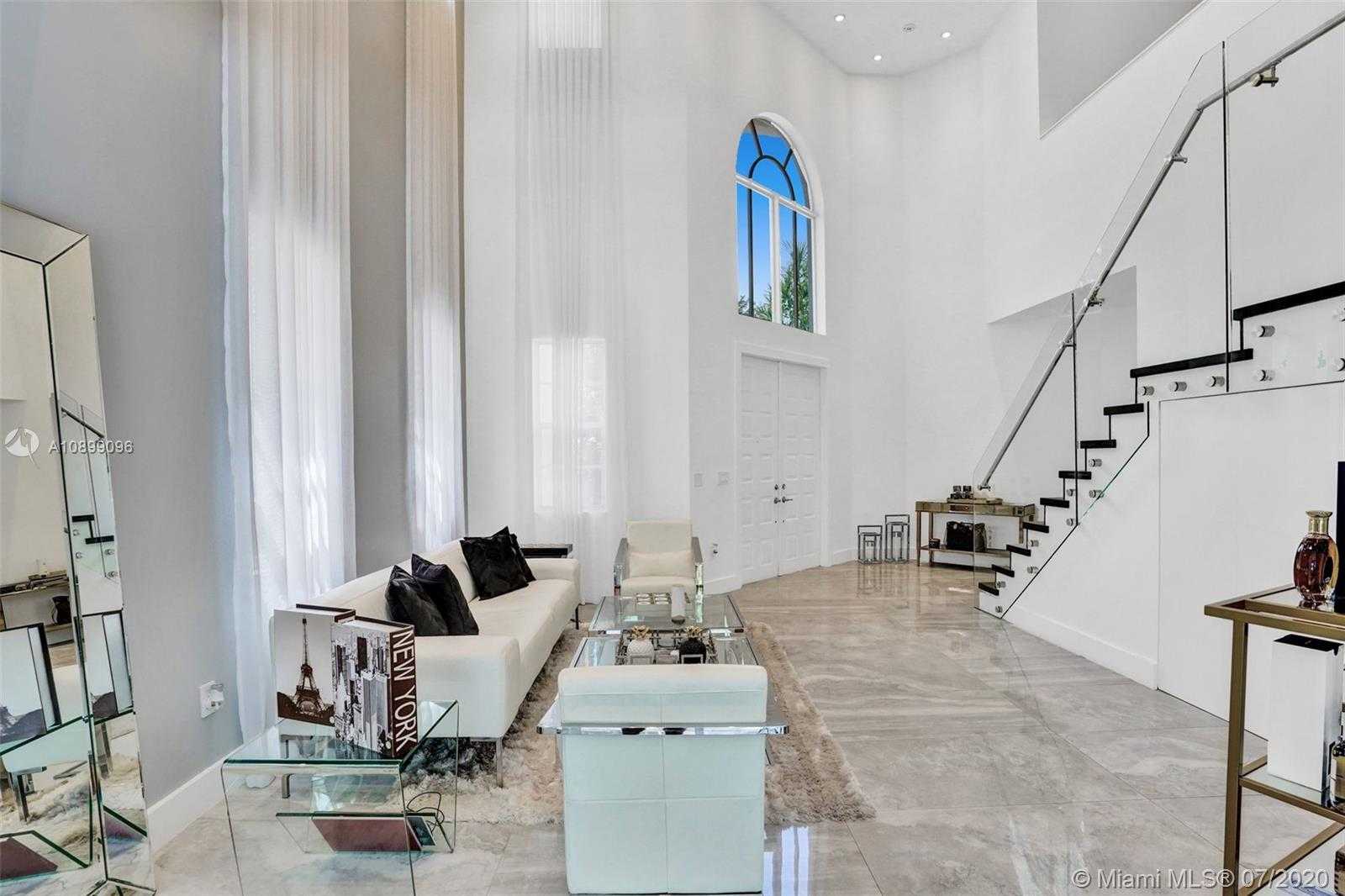 Small Image of 4019 NORTH EAST 194TH TRL, Sunny Isles Beach Number 11