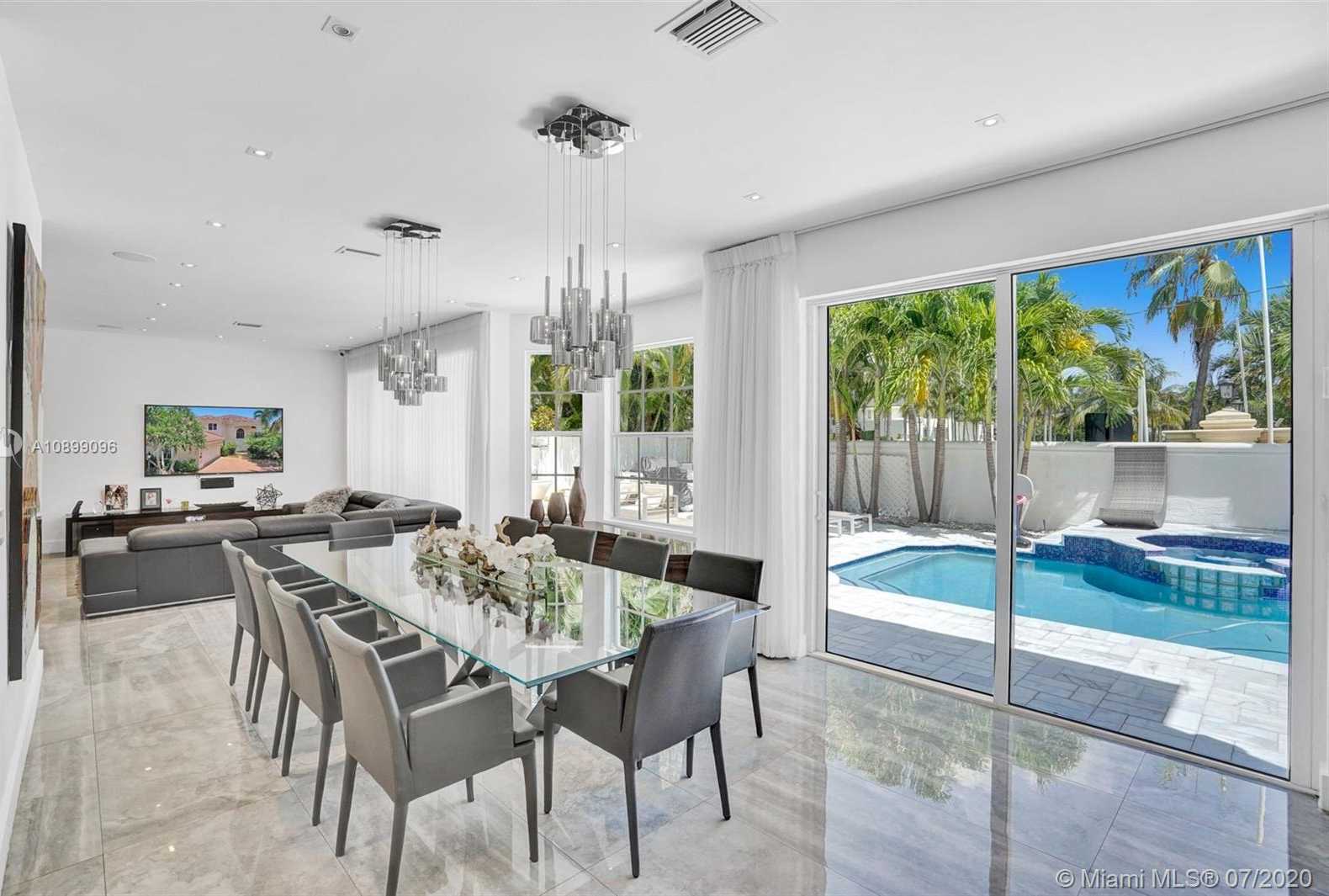 Small Image of 4019 NORTH EAST 194TH TRL, Sunny Isles Beach Number 14