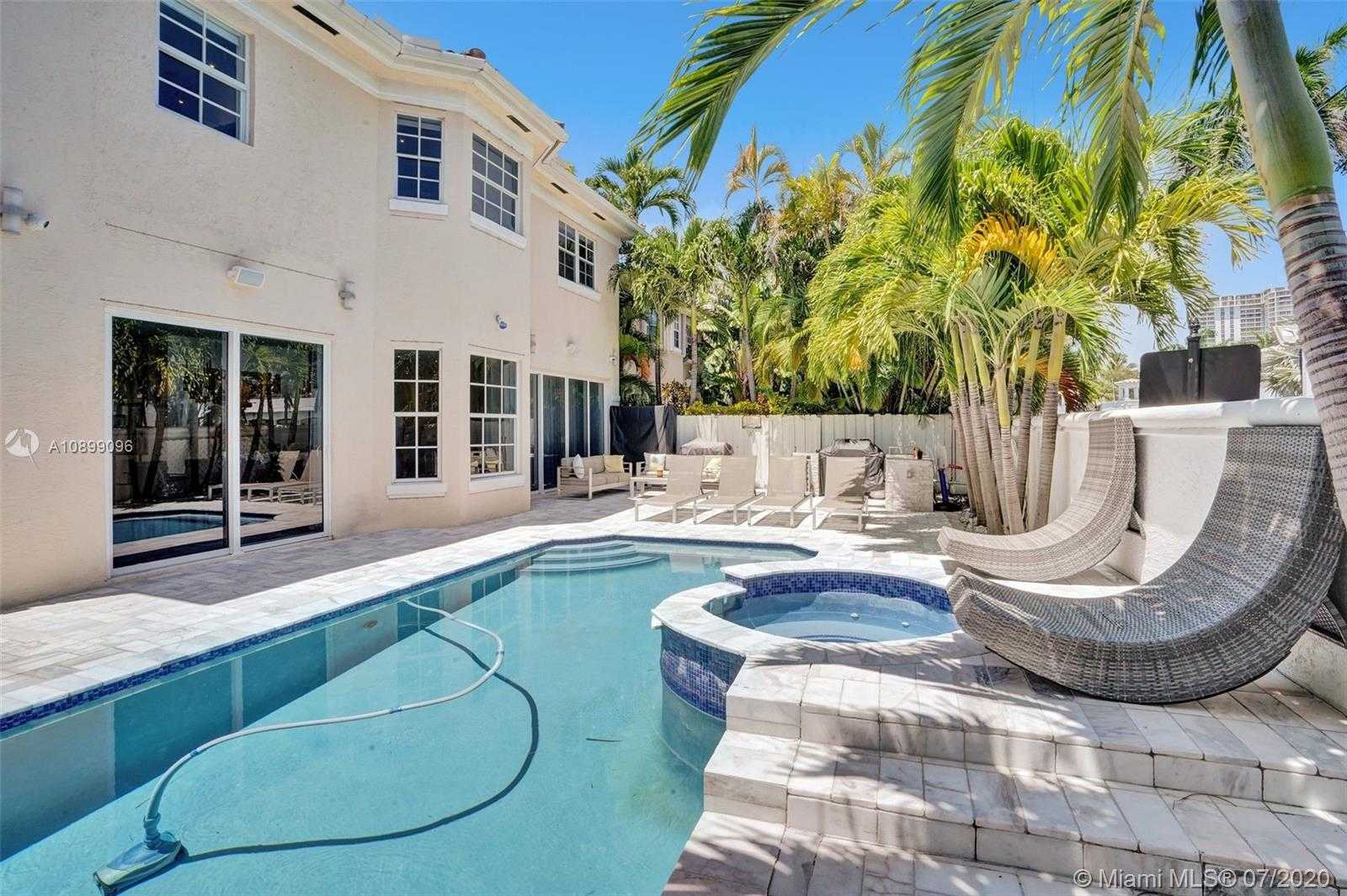 Small Image of 4019 NORTH EAST 194TH TRL, Sunny Isles Beach Number 18
