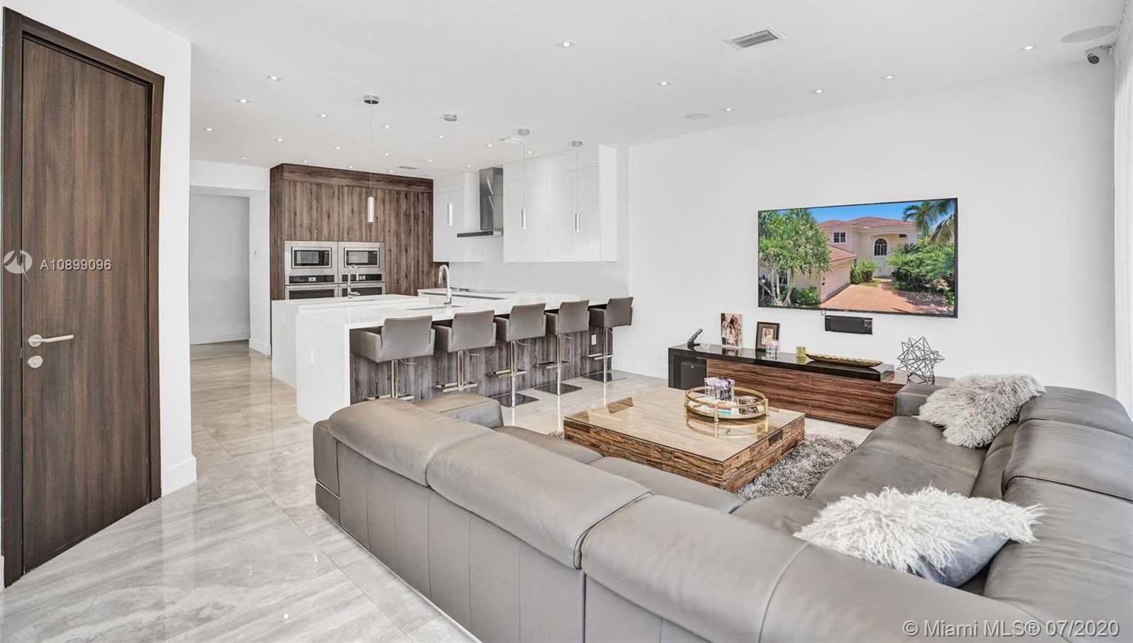 Small Image of 4019 NORTH EAST 194TH TRL, Sunny Isles Beach Number 21