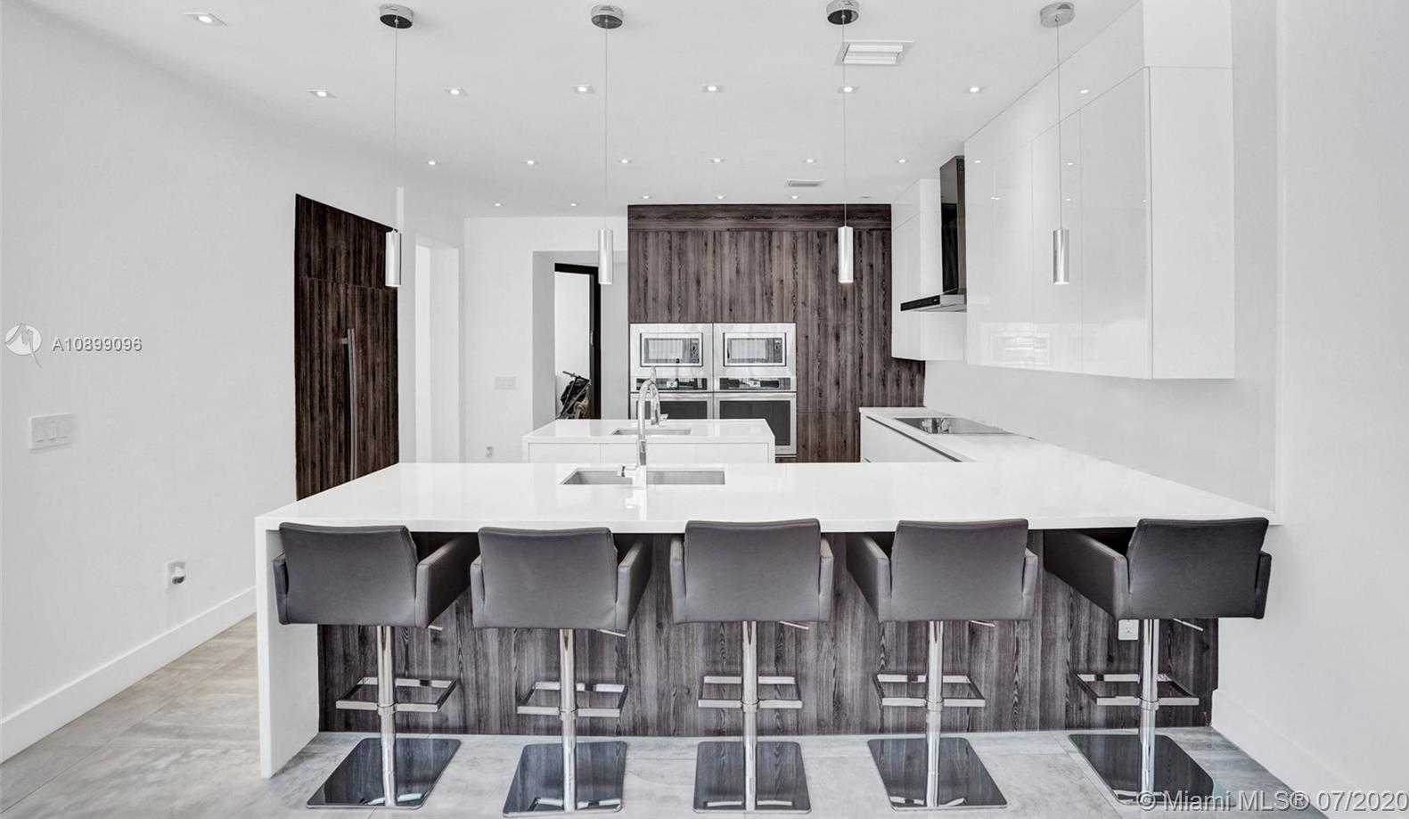 Small Image of 4019 NORTH EAST 194TH TRL, Sunny Isles Beach Number 27